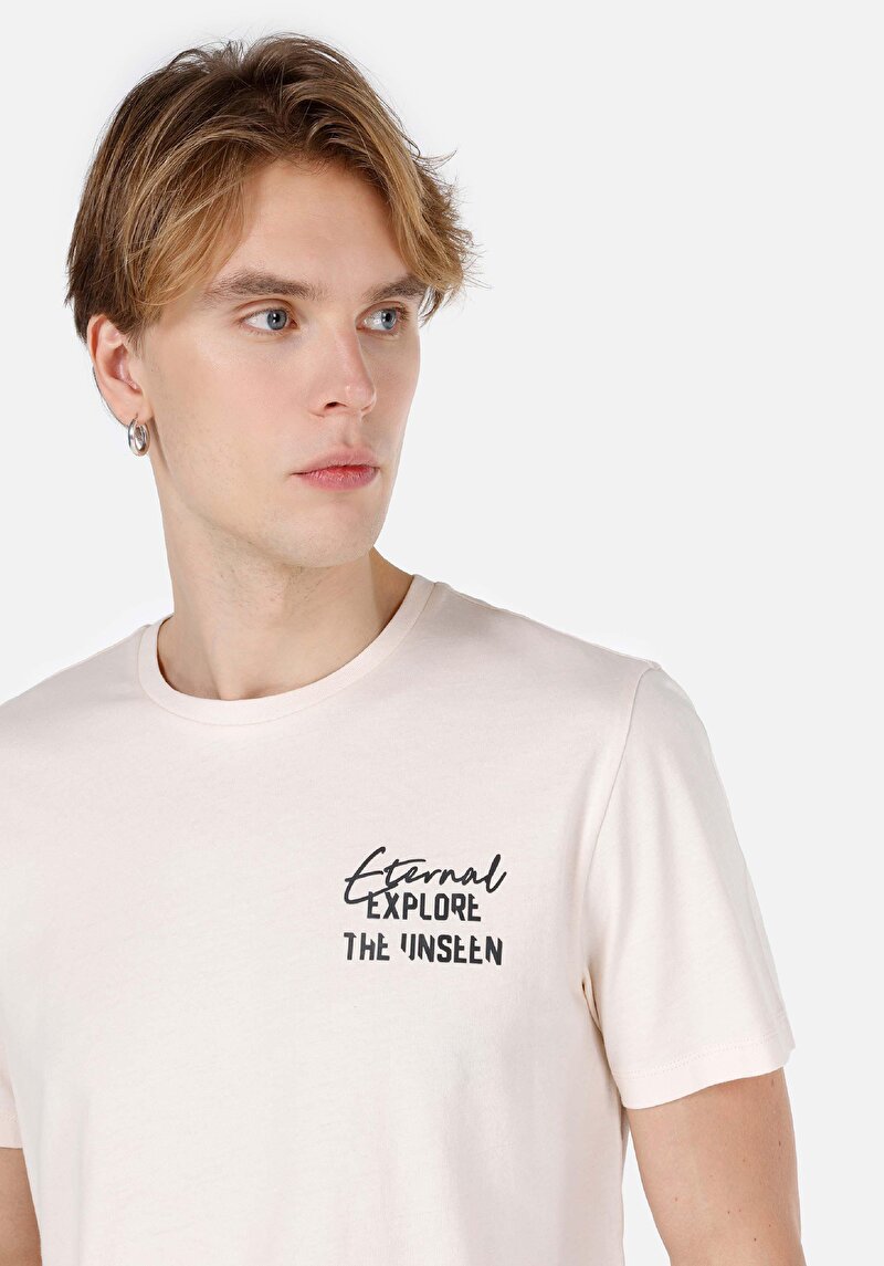 Regular Fit Yuvarlak Yaka Düz Erkek Bej Kısa Kol Örme Cepsiz Tişört