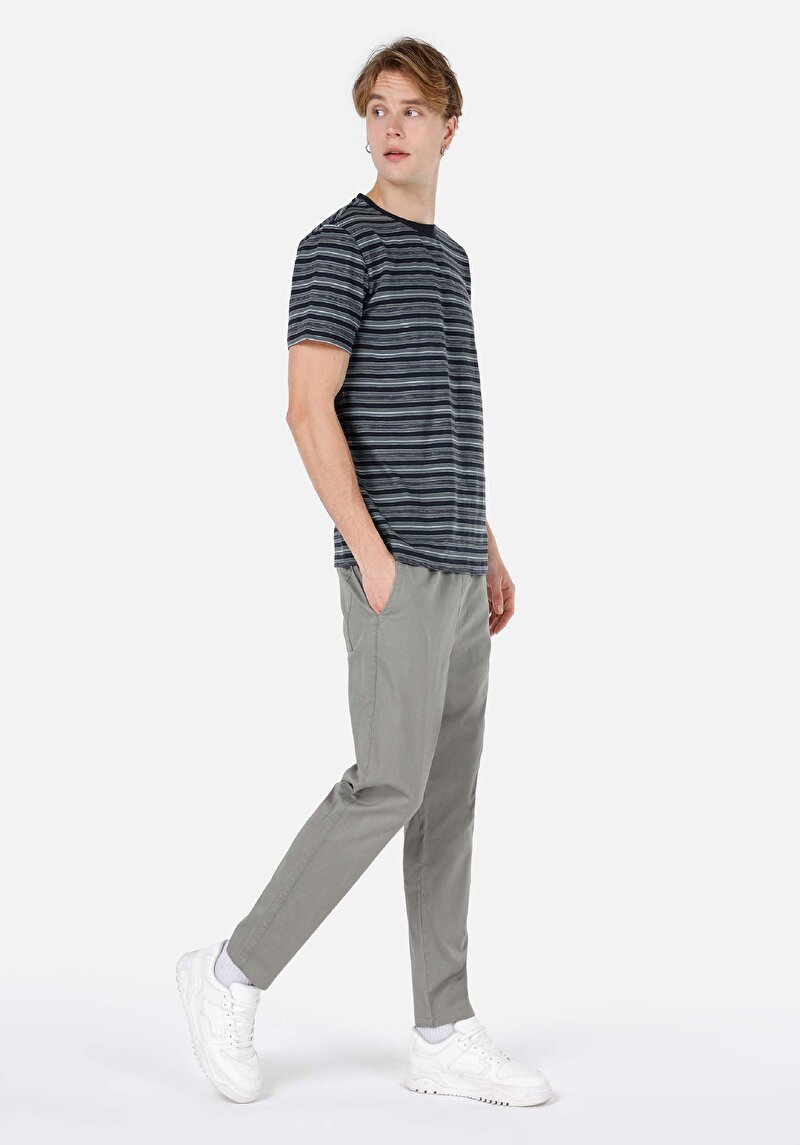 Regular Fit Yuvarlak Yaka Çizgili Erkek Lacivert Kısa Kol Tişört