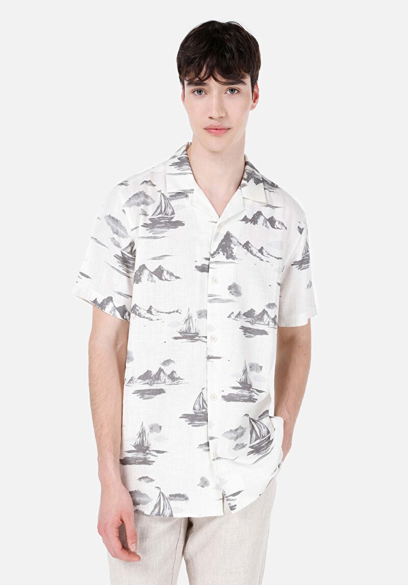Regular Fit Shirt Neck Baskılı Erkek Beyaz Kısa Kol Gömlek