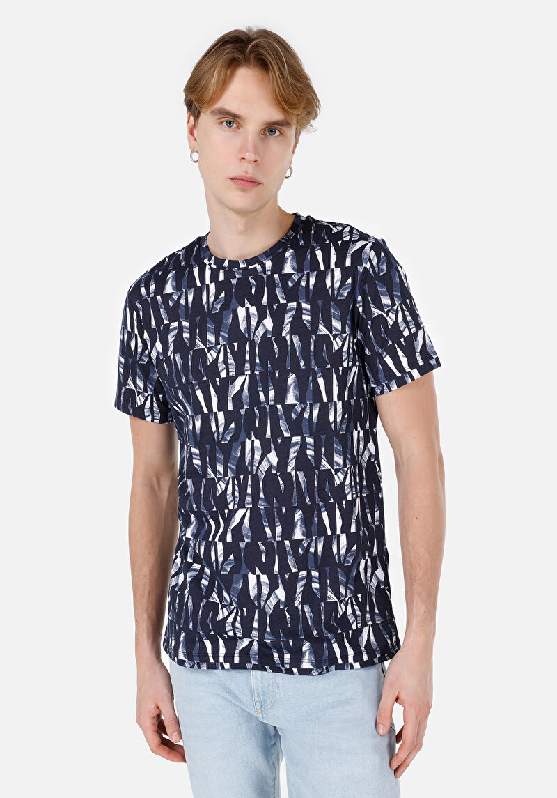 Regular Fit Yuvarlak Yaka Örme Baskılı Erkek Lacivert Kısa Kol Tişört
