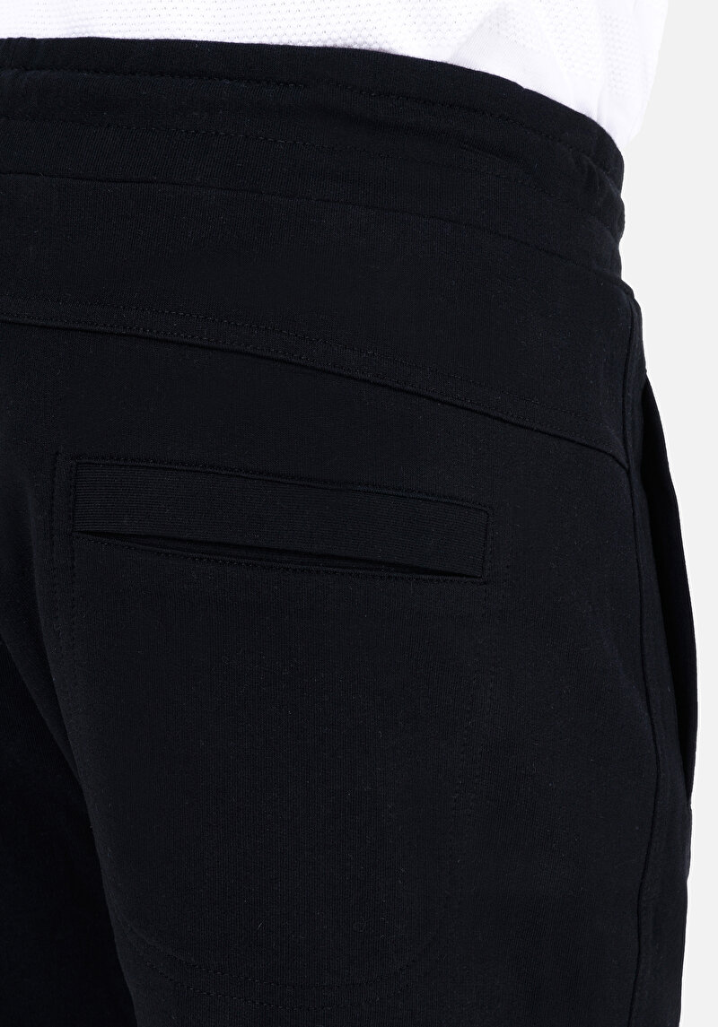 Regular Fit Pamuklu Orta Bel Düz Erkek Siyah Şort