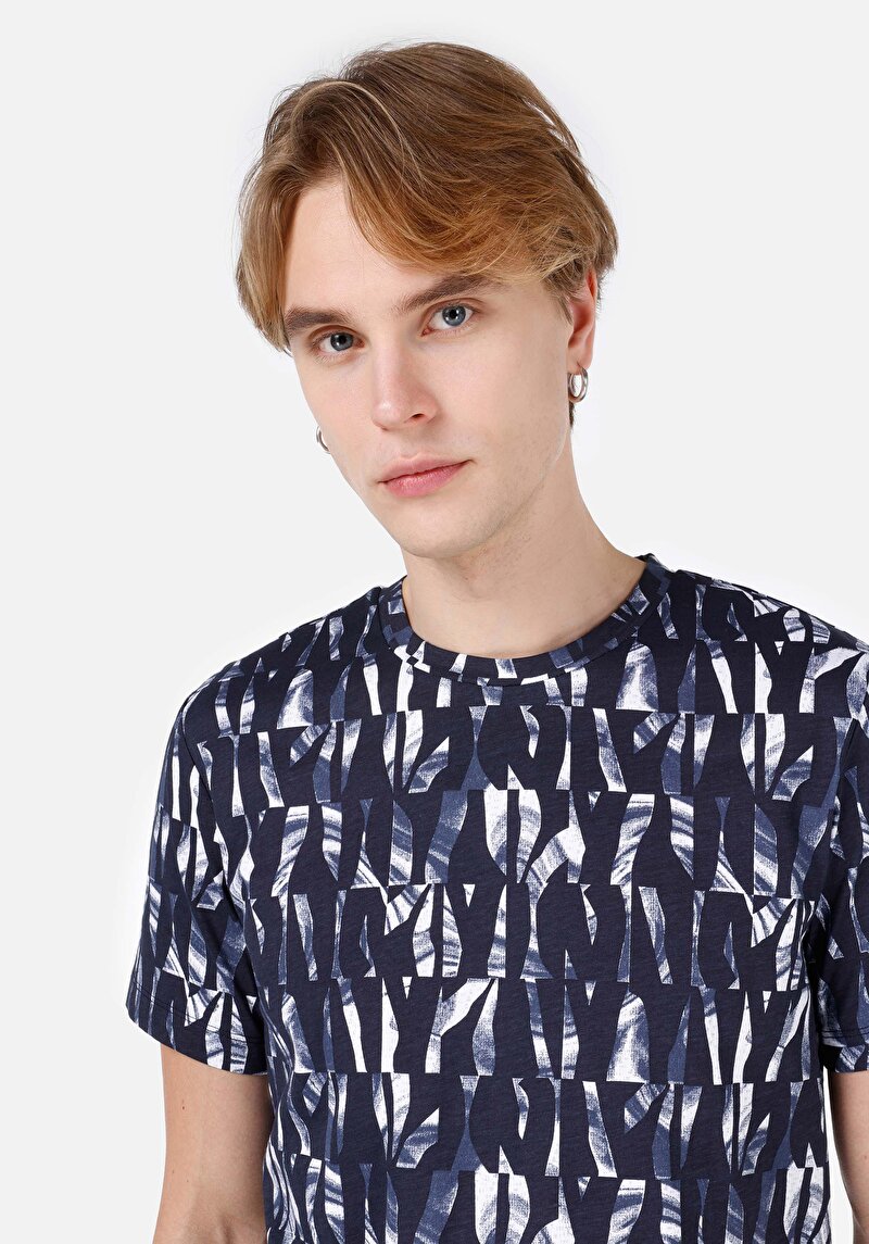 Regular Fit Yuvarlak Yaka Örme Baskılı Erkek Lacivert Kısa Kol Tişört