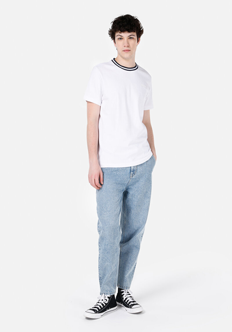 Regular Fit Yuvarlak Yaka Düz Erkek Beyaz Kısa Kol Tişört