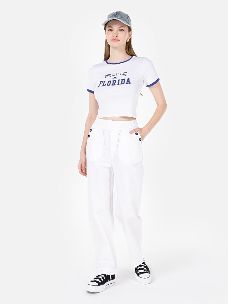 Slim Fit Yuvarlak Yaka Baskılı Kadın Beyaz Kısa Kol Tişört