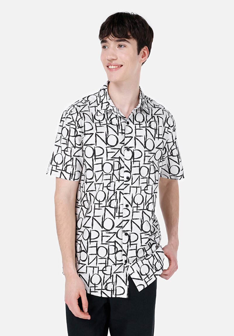 Regular Fit Shirt Neck Baskılı Erkek Beyaz Cepsiz Kısa Kol Gömlek