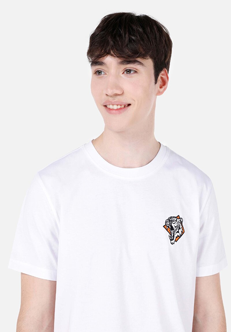 Regular Fit Yuvarlak Yaka Düz Erkek Beyaz Kısa Kol Tişört