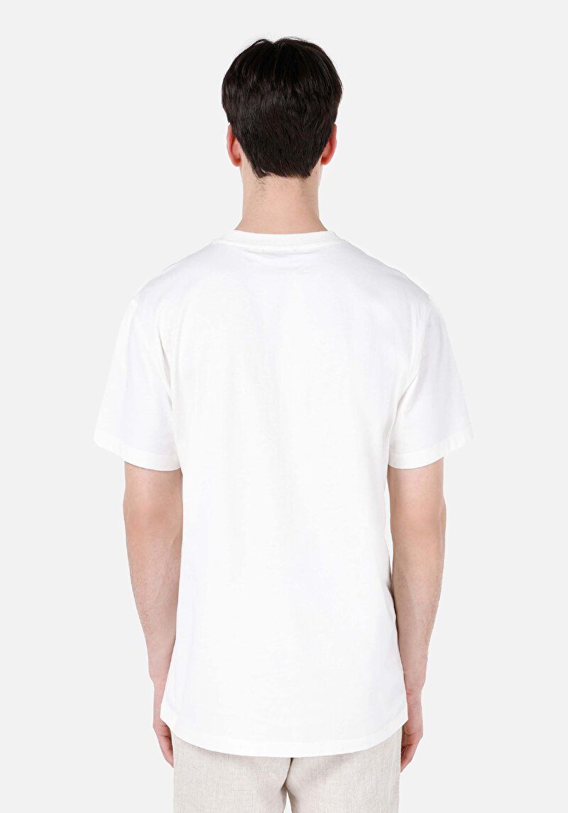 Comfort Fit Yuvarlak Yaka Düz Erkek Beyaz Kısa Kol Tişört
