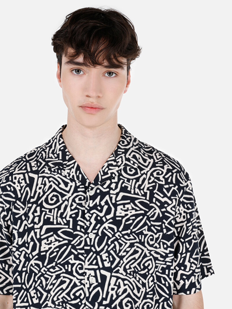 Regular Fit Shirt Neck Baskılı Erkek Lacivert Kısa Kol Gömlek