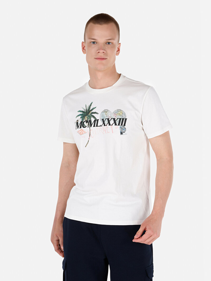 Regular Fit Yuvarlak Yaka Düz Erkek Beyaz Kısa Kol Örme Cepsiz Tişört