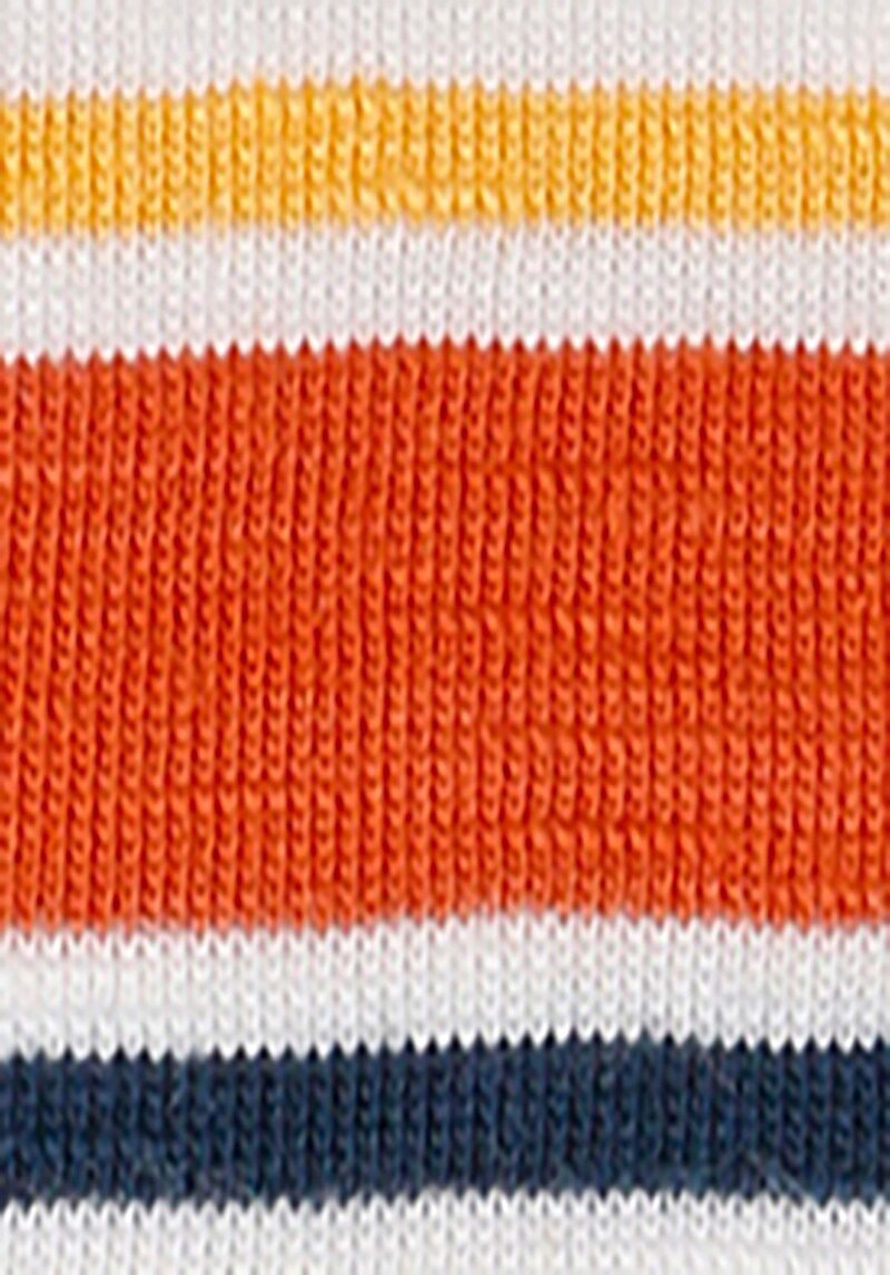 Regular Fit Yuvarlak Yaka Çizgili Erkek Beyaz Kısa Kol Tişört