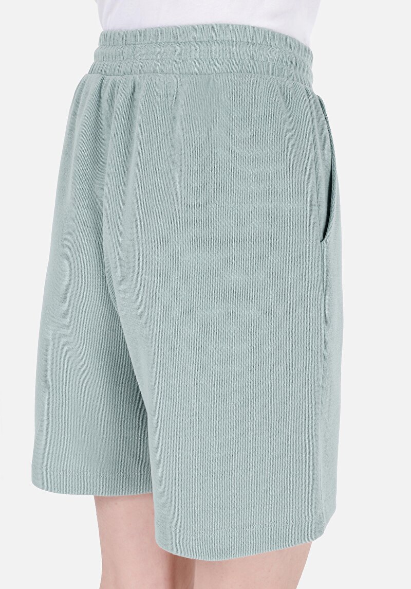 Regular Fit Orta Bel  Kadın Yeşil Şort