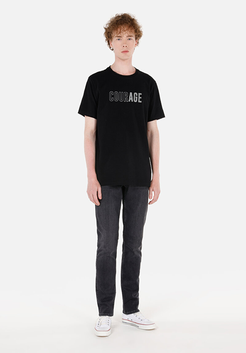 Regular Fit Yuvarlak Yaka Cepsiz Erkek Siyah Kısa Kol Tişört