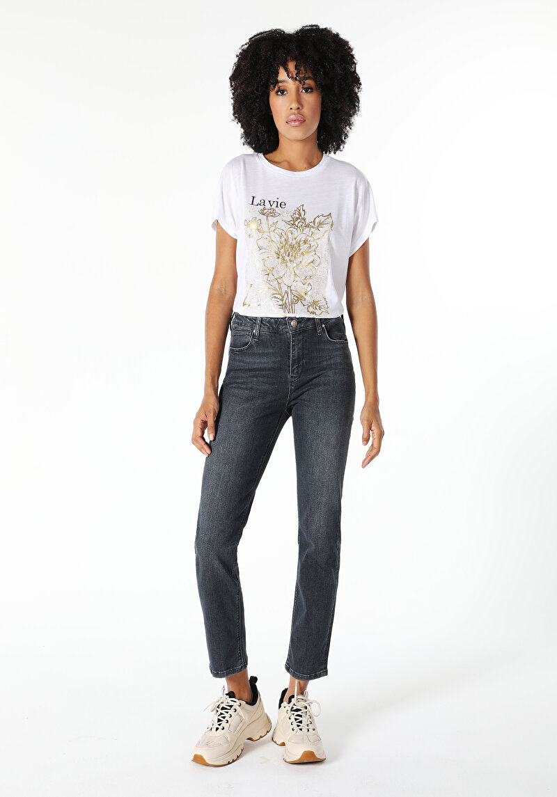 Slim Fit Orta Bel Düz Paça Kadın Denim Jean Pantolon