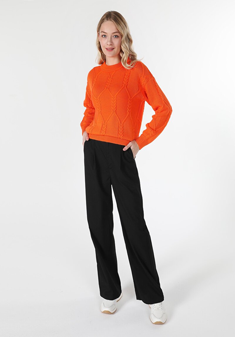 Regular Fit Yuvarlak Yaka Jakarlı Kadın Turuncu Kazak