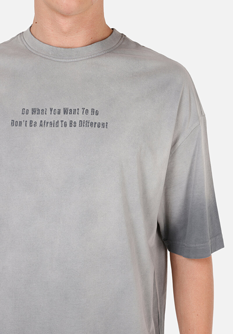 Oversize Fit Yuvarlak Yaka  Erkek Gri Kısa Kol Tişört