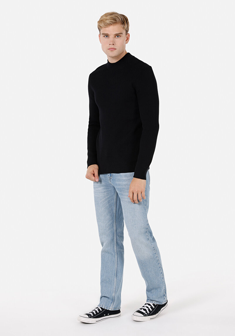 Slim Fit Dik Yaka Jakarlı Erkek Siyah Kazak