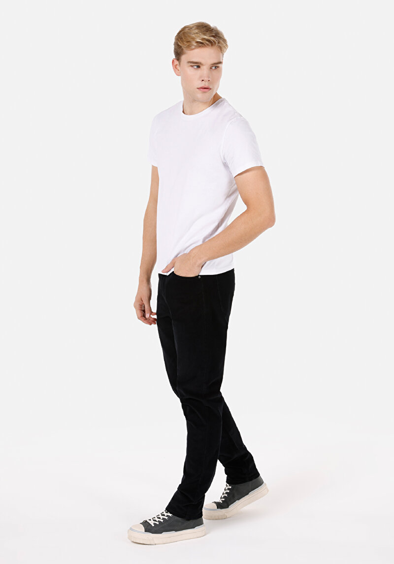 Regular Fit Orta Bel Düz Paça Cepli Erkek Siyah Pantolon