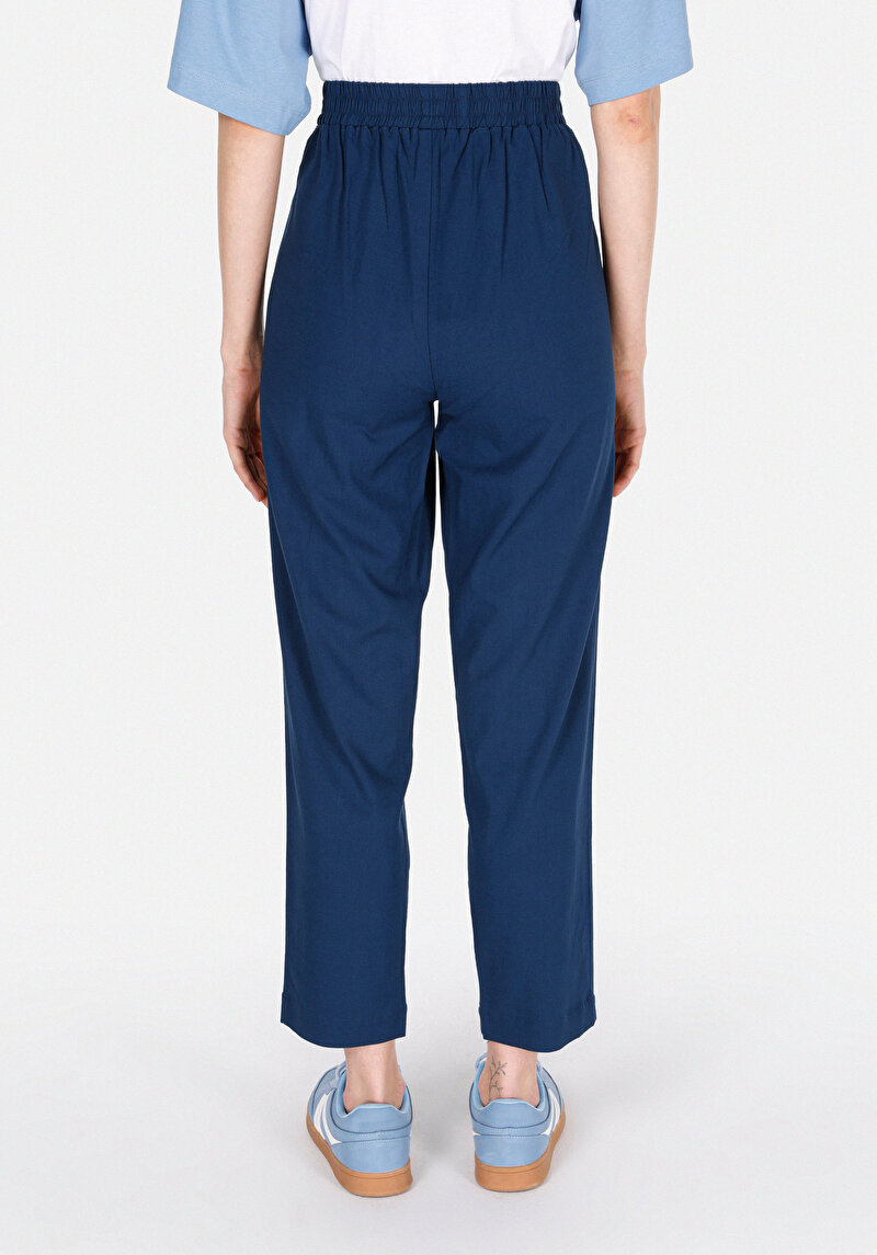 Regular Fit Düşük Bel Düz Paça Kadın Mavi Pantolon