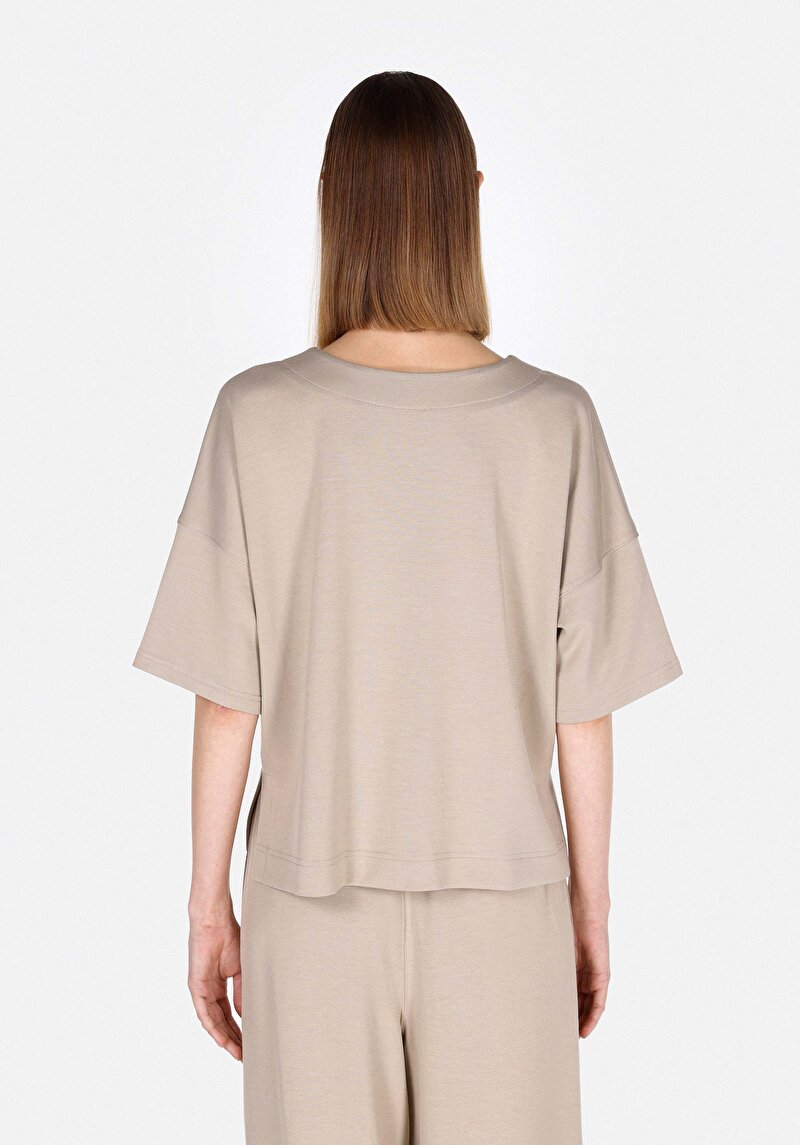 Comfort Fit Kadın Bej Kısa Kol Tişört