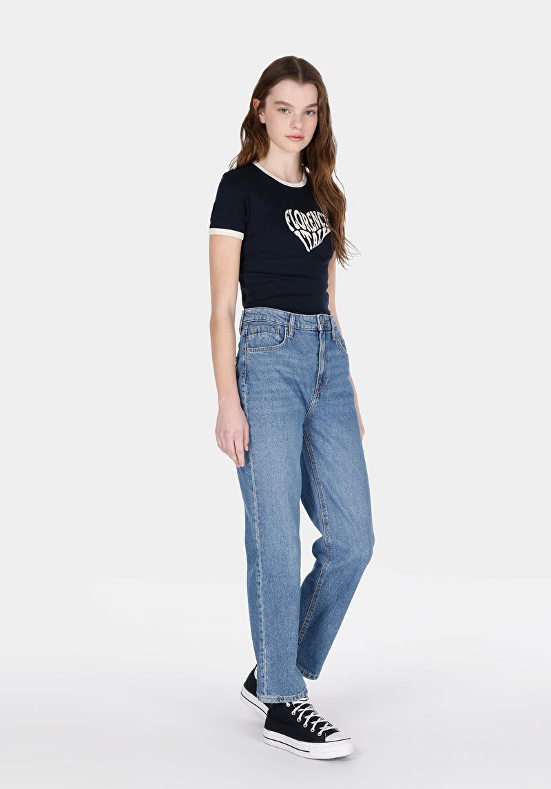 Slim Fit Yuvarlak Yaka Baskılı Kadın Lacivert Kısa Kol Tişört