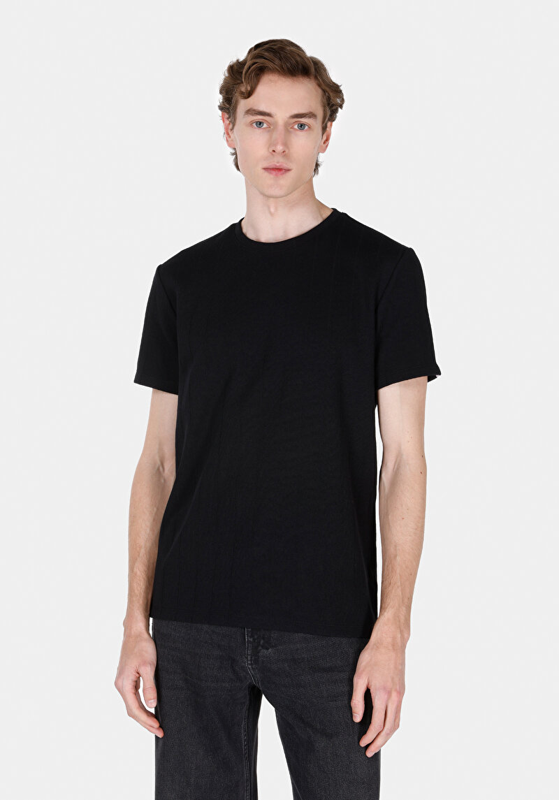 Regular Fit Yuvarlak Yaka Jakarlı Erkek Siyah Kısa Kol Tişört