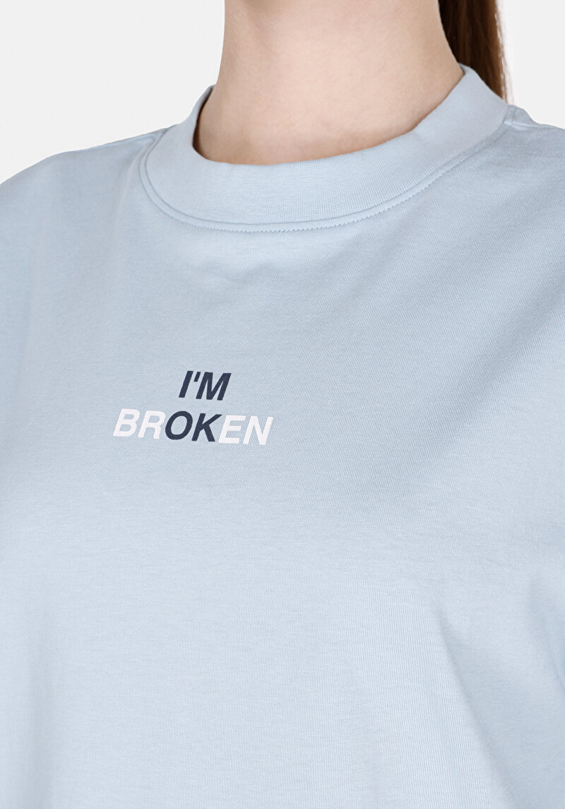 Regular Fit Pamuklu Cepsiz Yuvarlak Yaka Baskılı Kadın Mavi Kısa Kol Tişört