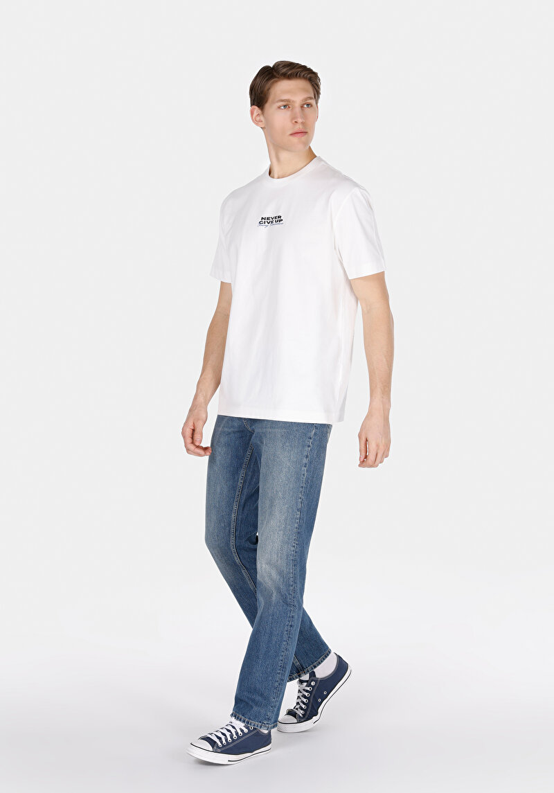 Comfort Fit Yuvarlak Yaka Düz Erkek Beyaz Kısa Kol Tişört