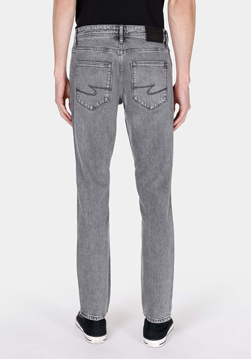 Straight Fit Düşük Bel Düz Paça Erkek Siyah Jean Pantolon