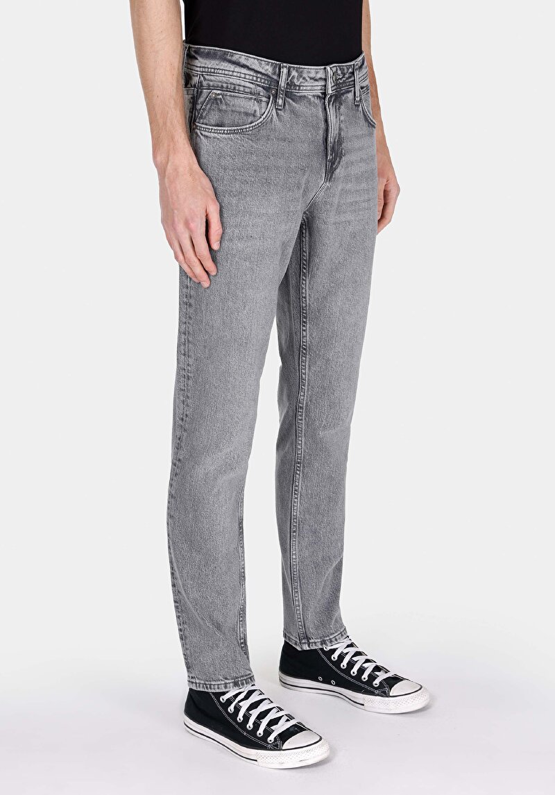 Straight Fit Düşük Bel Düz Paça Erkek Siyah Jean Pantolon