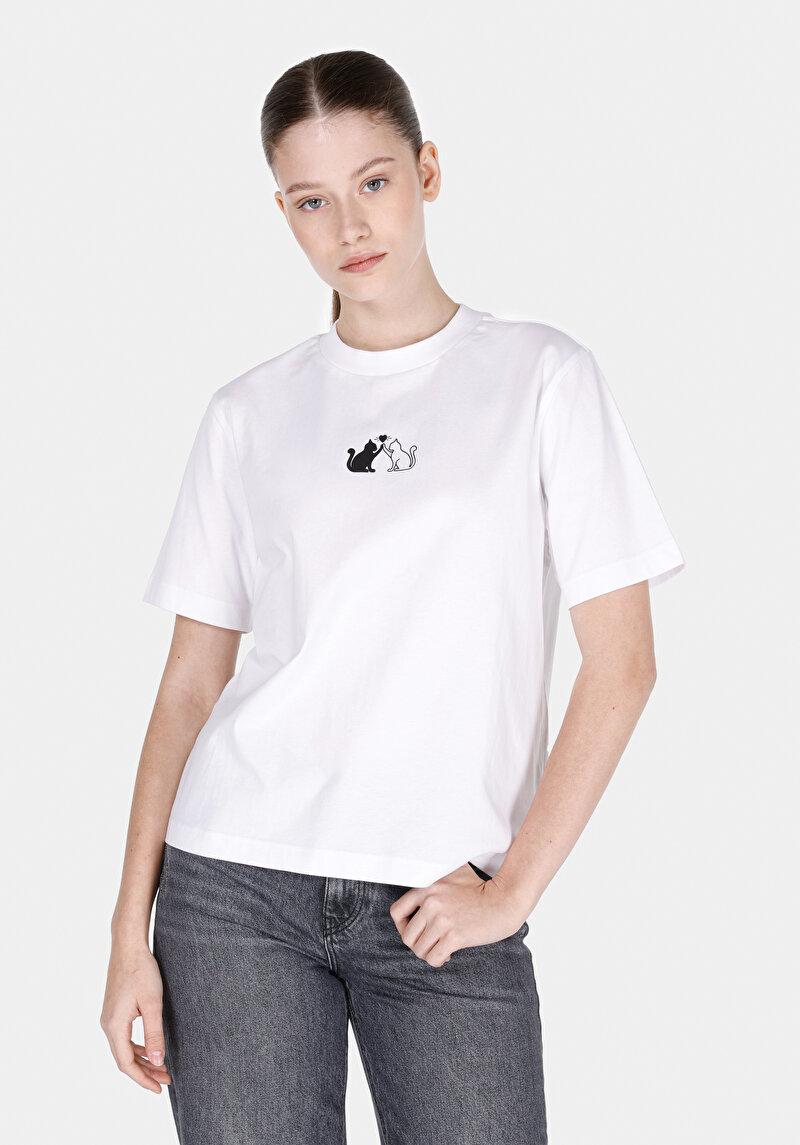 Regular Fit Pamuklu Yuvarlak Yaka Baskılı Kadın Beyaz Kısa Kol Tişört