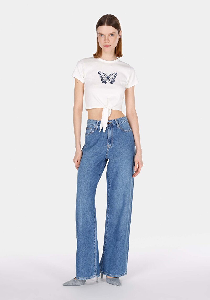 Slim Fit Kadın Beyaz Kısa Kol Tişört