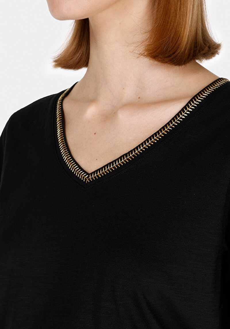 Regular Fit V Yaka Düz Kadın Siyah Kısa Kol Tişört