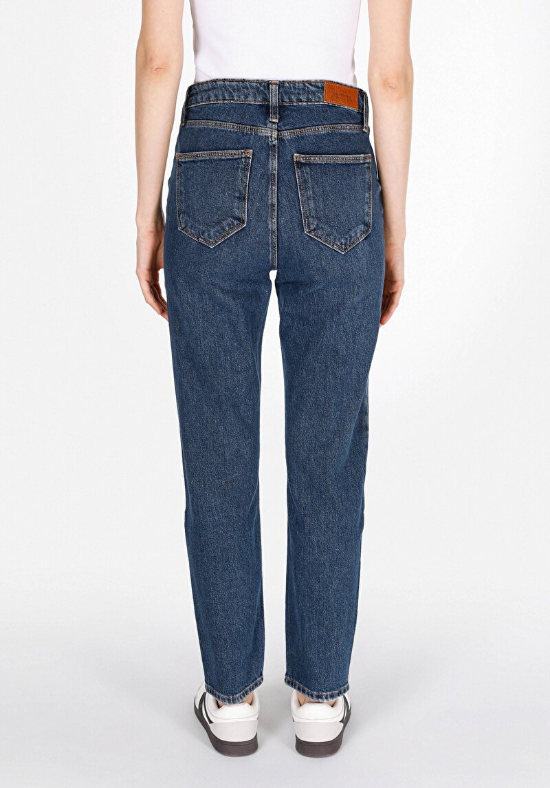 Slim Fit Orta Bel Düz Paça Kadın İndigo Jean Pantolon