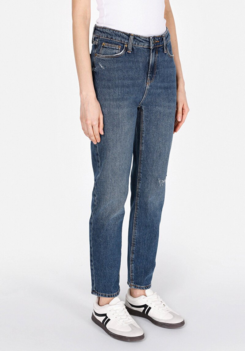 Slim Fit Orta Bel Düz Paça Kadın İndigo Jean Pantolon