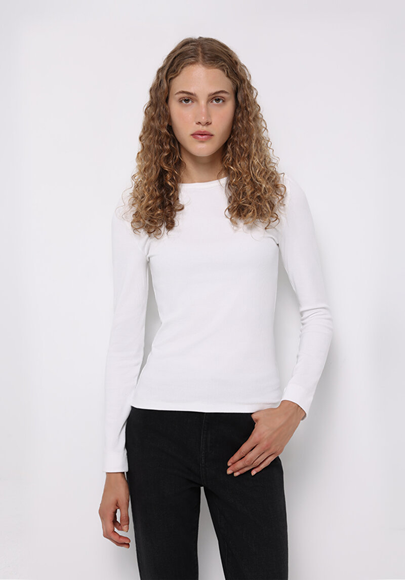 Slim Fit Yuvarlak Yaka Düz Kadın Beyaz Uzun Kol Tişört