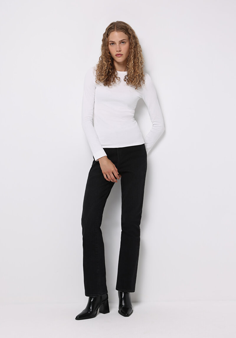 Slim Fit Yuvarlak Yaka Düz Kadın Beyaz Uzun Kol Tişört