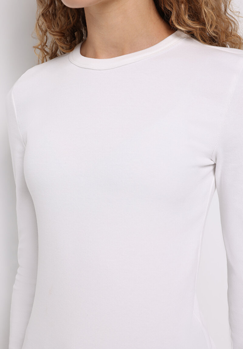 Slim Fit Yuvarlak Yaka Düz Kadın Beyaz Uzun Kol Tişört