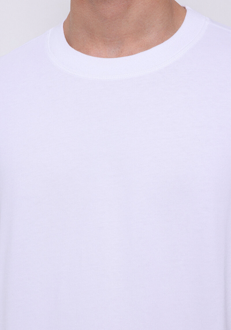 Oversize Fit Pamuklu Yuvarlak Yaka Düz Erkek Beyaz Kısa Kol Tişört