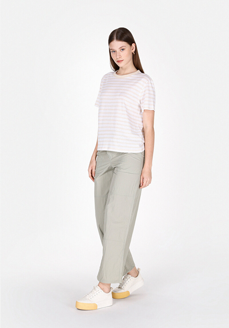 Regular Fit Yuvarlak Yaka Çizgili Kadın Bej Kısa Kol Tişört