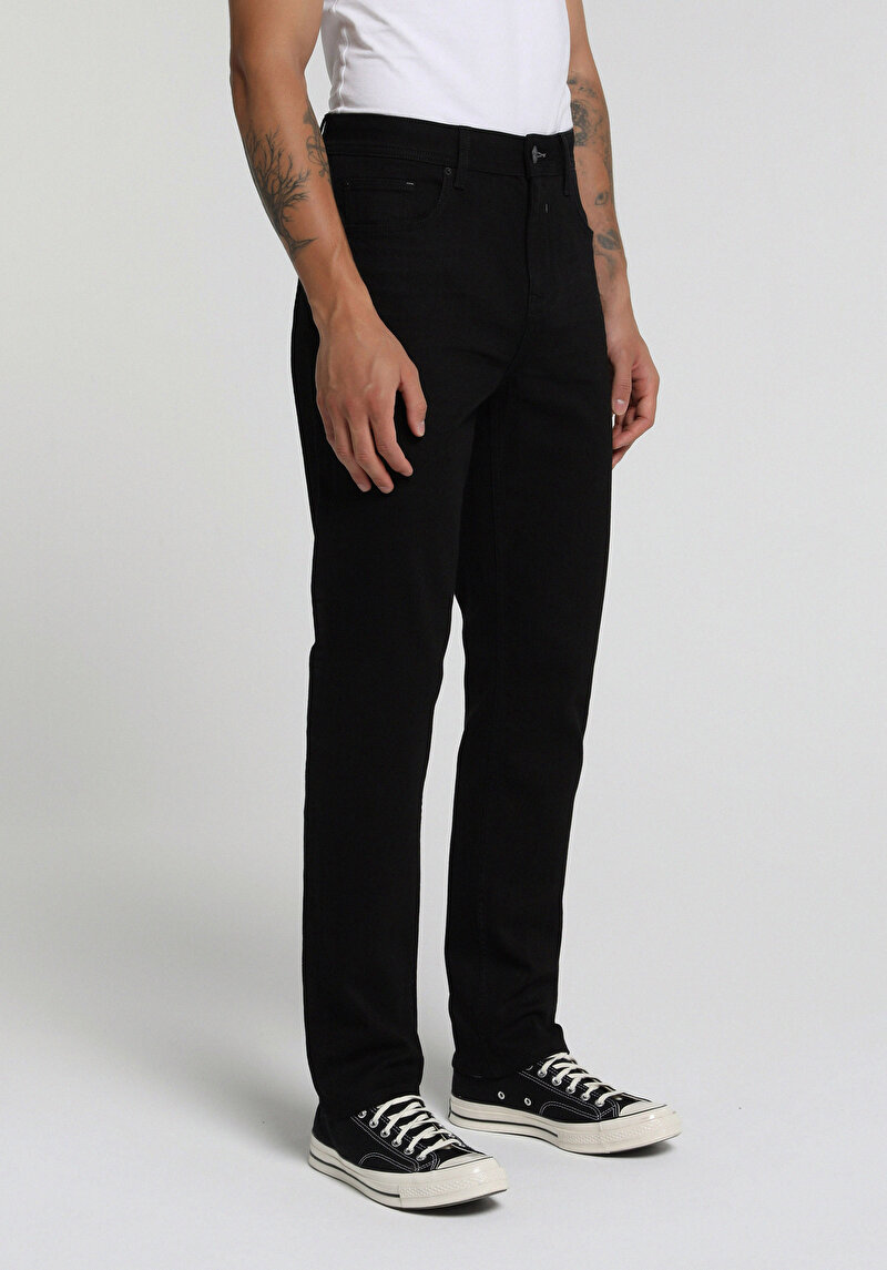 Straight Fit Düşük Bel Düz Paça Erkek Siyah Jean Pantolon