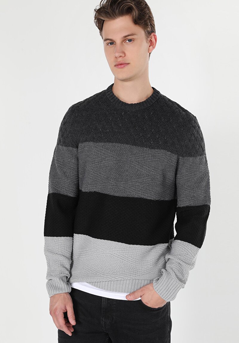 Regular Fit Yuvarlak Yaka Jakarlı Erkek Antrasit Kazak