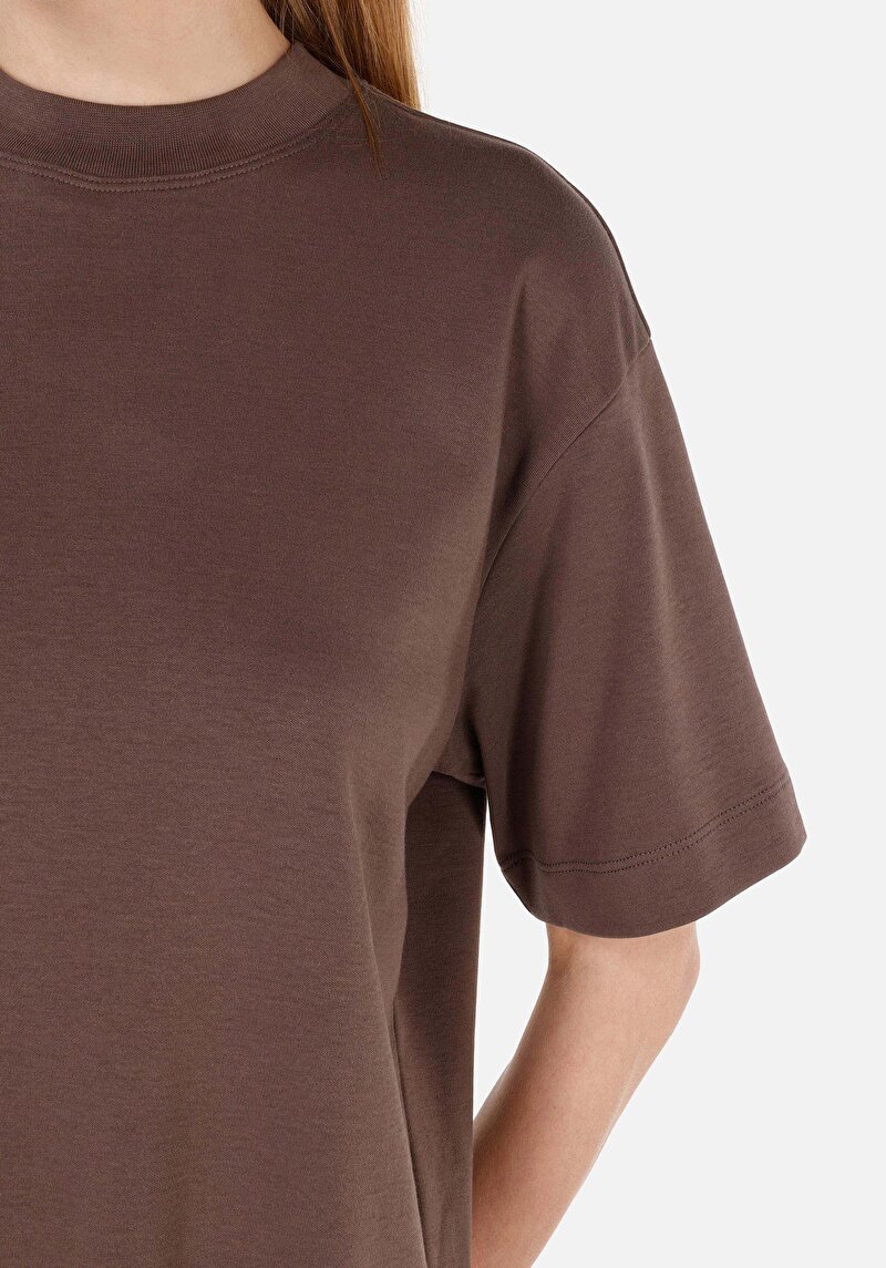 Regular Fit Yuvarlak Yaka  Kadın Kahverengi Kısa Kol Tişört