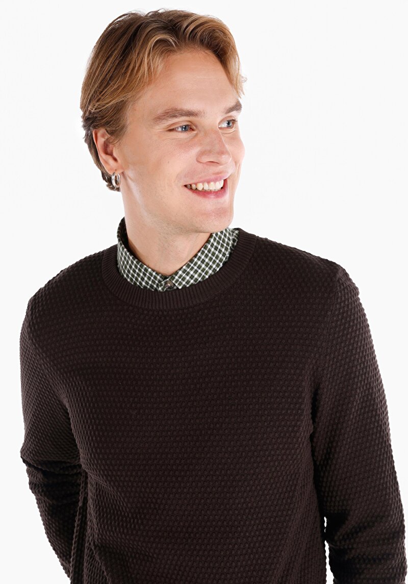 Regular Fit Yuvarlak Yaka Jakarlı Erkek Kahverengi Kazak