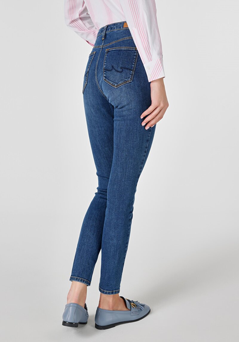 Super Slim Fit Orta Bel Süper Dar Paça Kadın İndigo Jean Pantolon