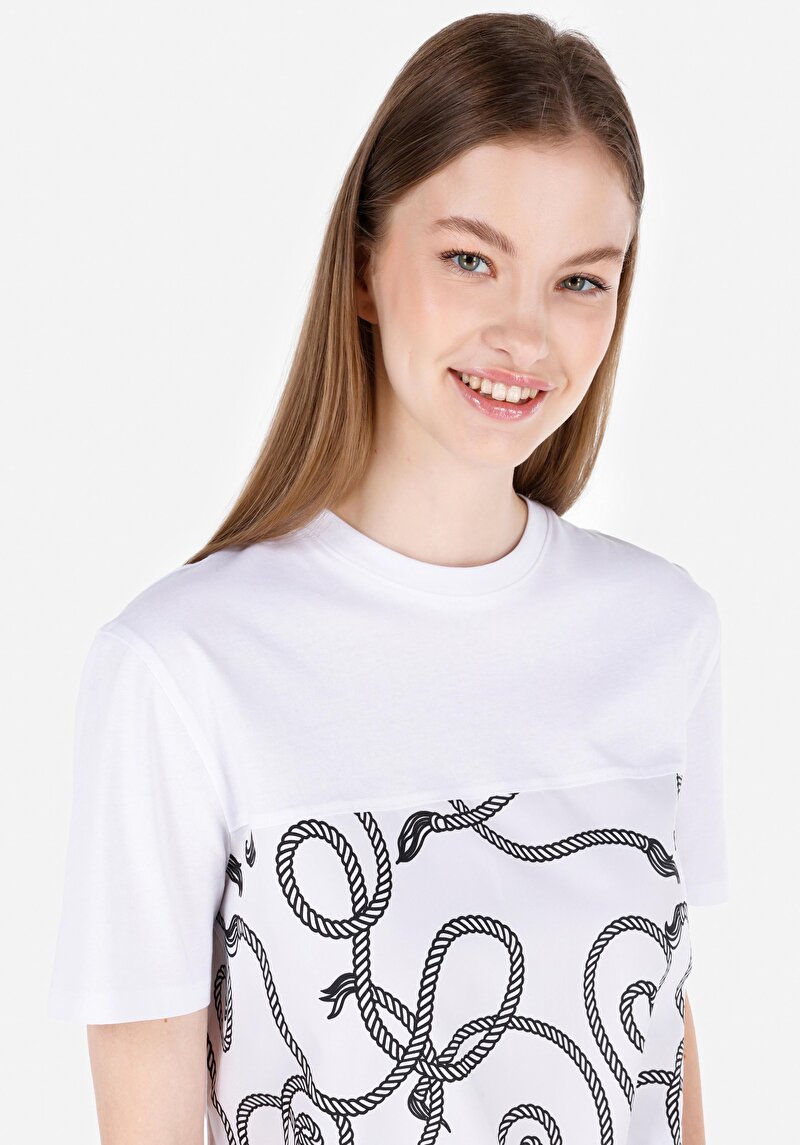 Regular Fit Yuvarlak Yaka Baskılı Kadın Beyaz Kısa Kol Tişört