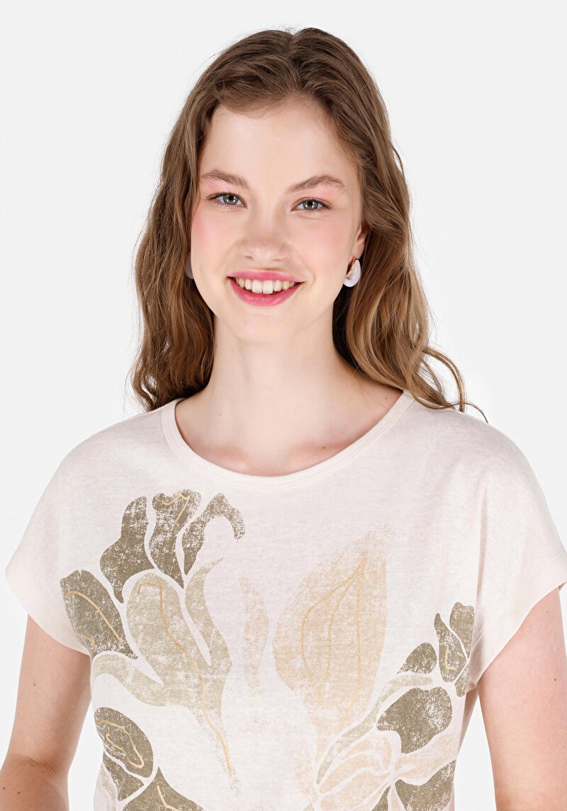 Regular Fit Örme Yuvarlak Yaka Baskılı Kadın Ekru Kısa Kol Tişört