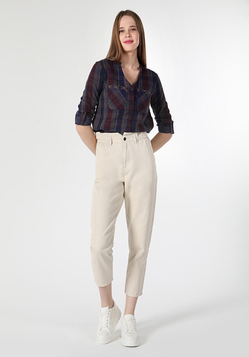 Regular Fit Hakim Yaka Ekoseli Kadın Lacivert Roll-Up Gömlek