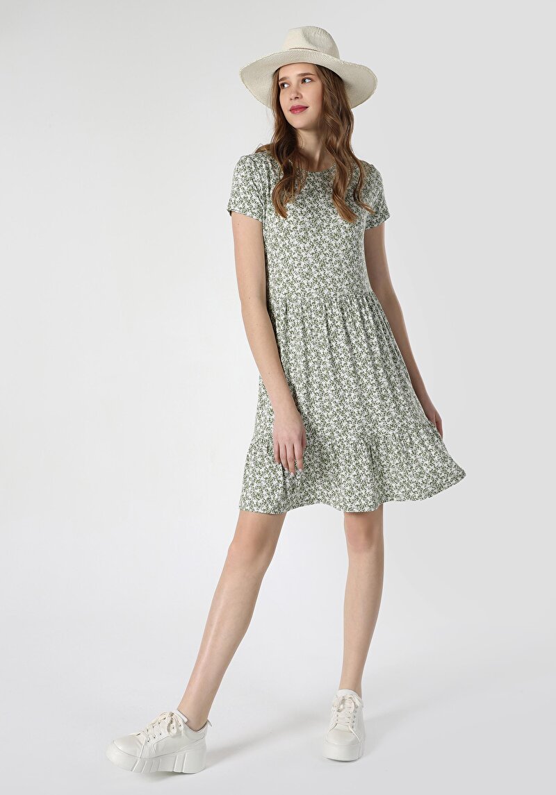 Regular Fit Çiçekli Kadın Yeşil Kısa Kol Elbise