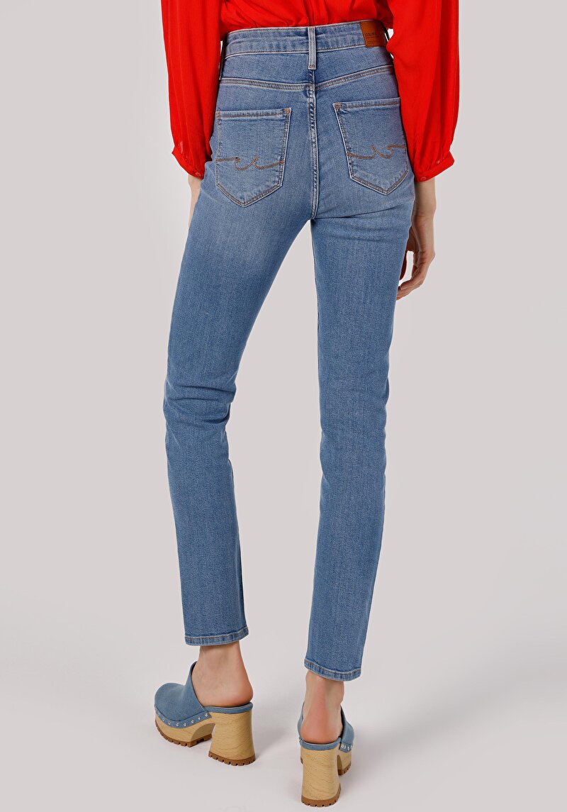 Slim Fit Orta Bel Düz Paça Kadın Denim Jean Pantolon