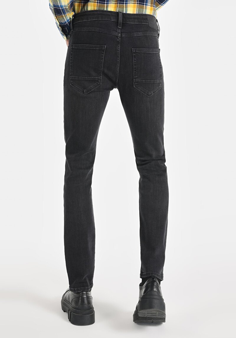 Straight Fit Düşük Bel Düz Paça Erkek Siyah Jean Pantolon